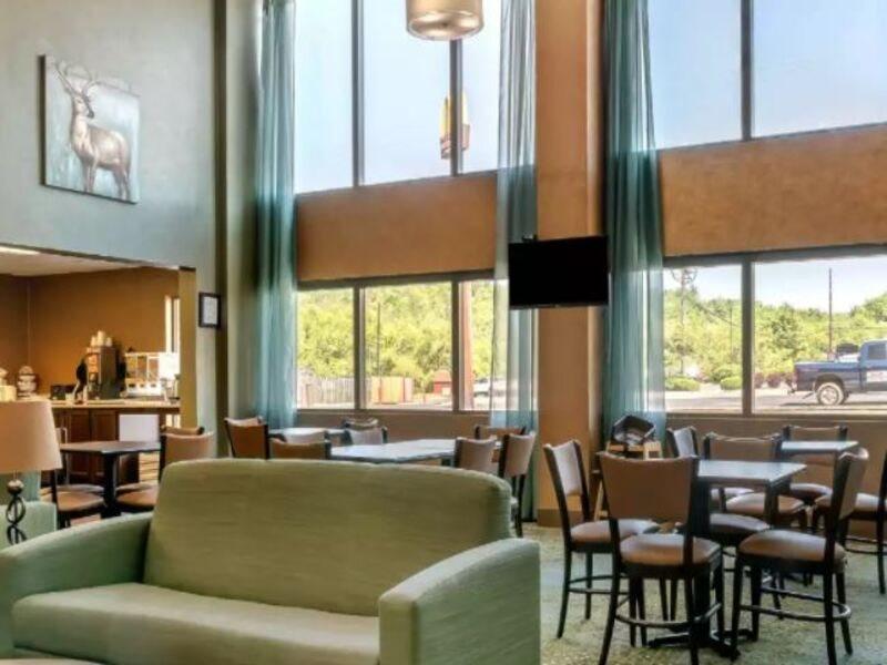 Surestay Plus By Best Western Jonestown Lebanon Valley Exterior photo